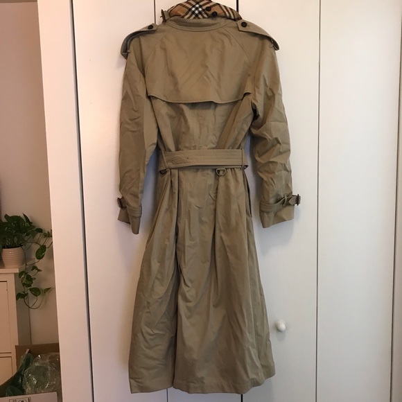 NWT Burberry Eastheath Double-Breasted Trench Coat - Picture 5 of 10